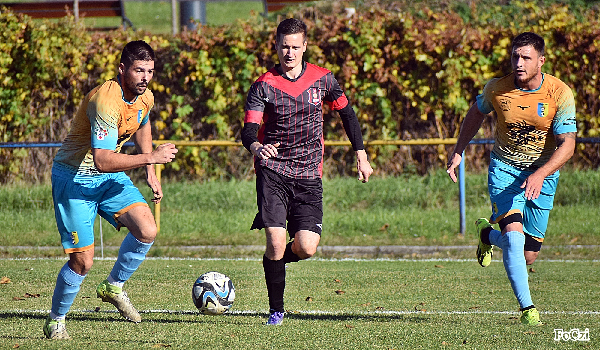 Balatonalmádi továbbra is hibátlan – Sümegen döntetlen az üldözők rangadóján