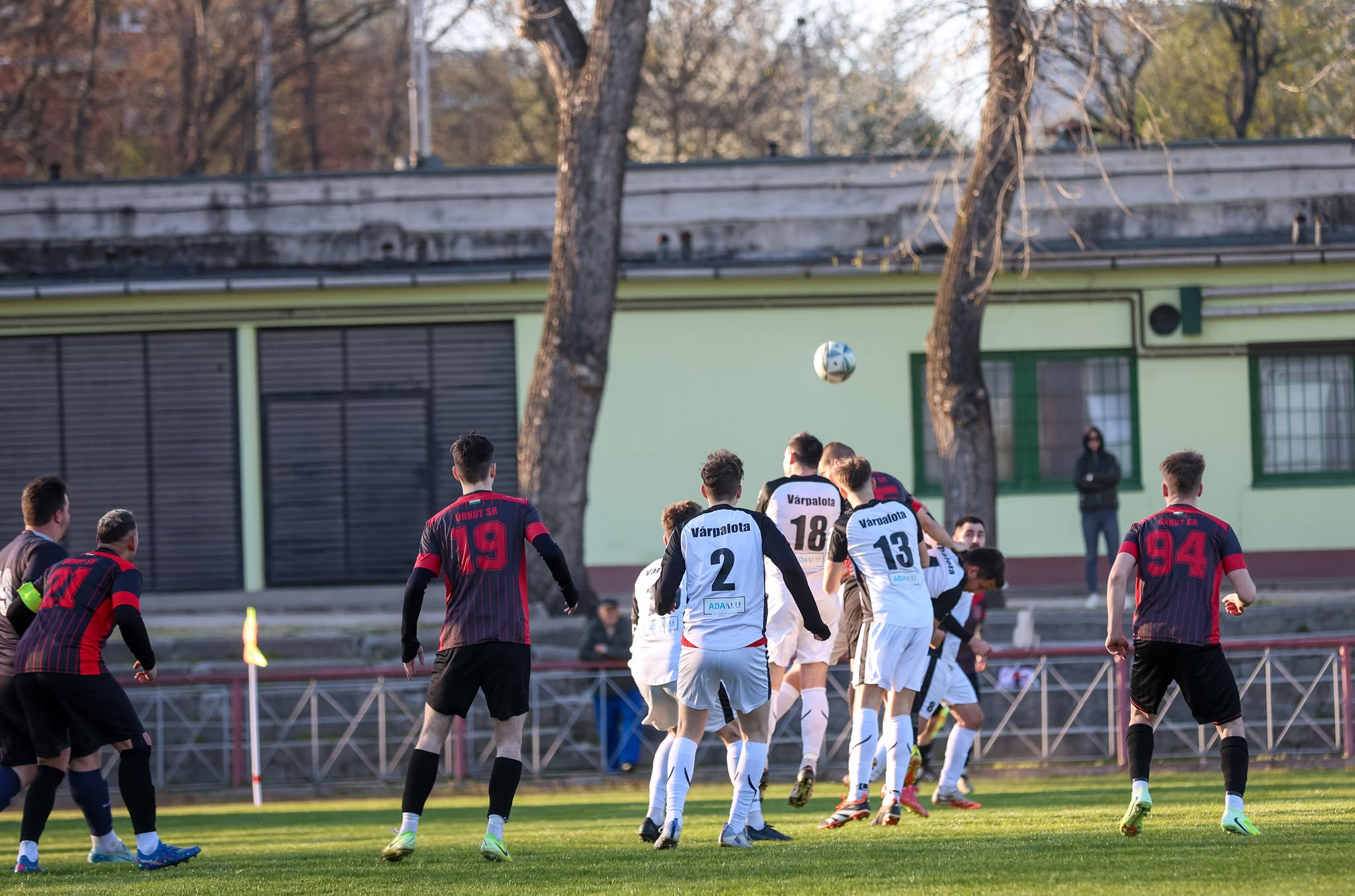 Élesedik a harc a dobogóért